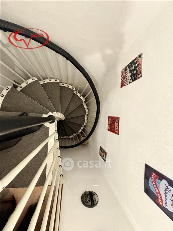 Trilocale in Via Brunetto Latini — foto 14 di 31