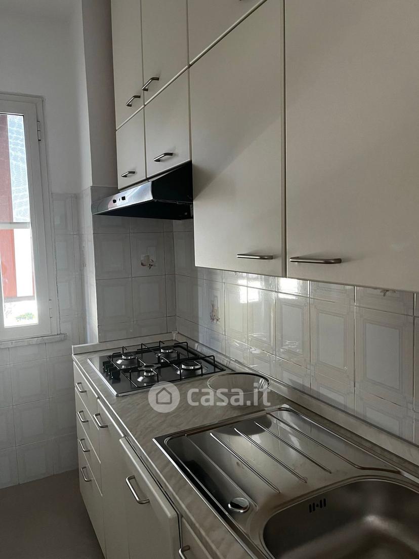 Stanza in Viale Vittorio Veneto 45 — foto 12 di 20