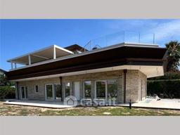 Villa in Via Salvador Allende 55