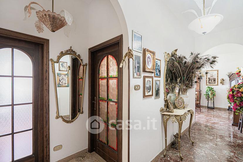 Trilocale in Via Domenico Zampieri 19 — foto 2 di 33