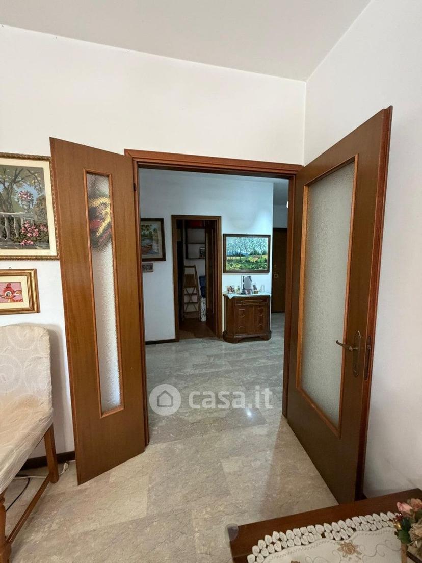 Trilocale in Via Sporzana — foto 17 di 36