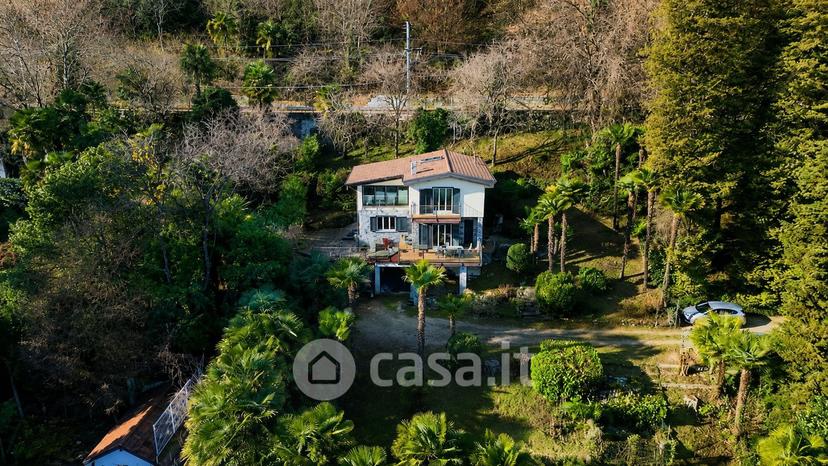 Villa in Ss33 del Sempione 67 — foto 56 di 60