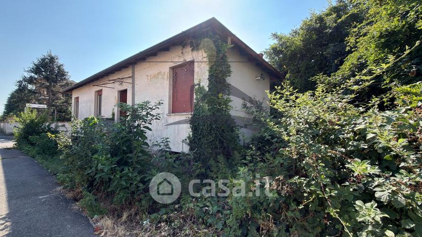 Villa in Via Casorezzo 46 — foto 2 di 10