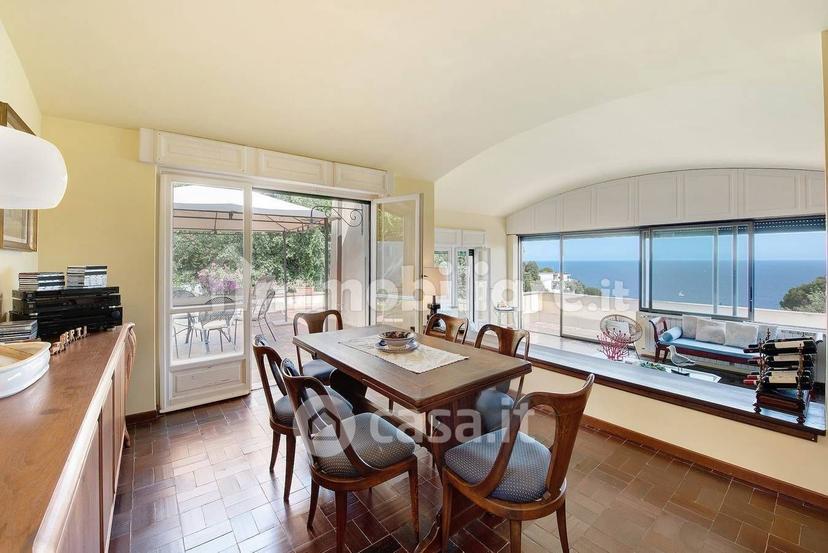 Villa in Via della Rotonda 22 — foto 62 di 73