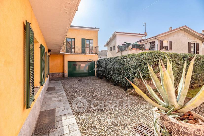 Appartamento in Via Como 13 — foto 35 di 48