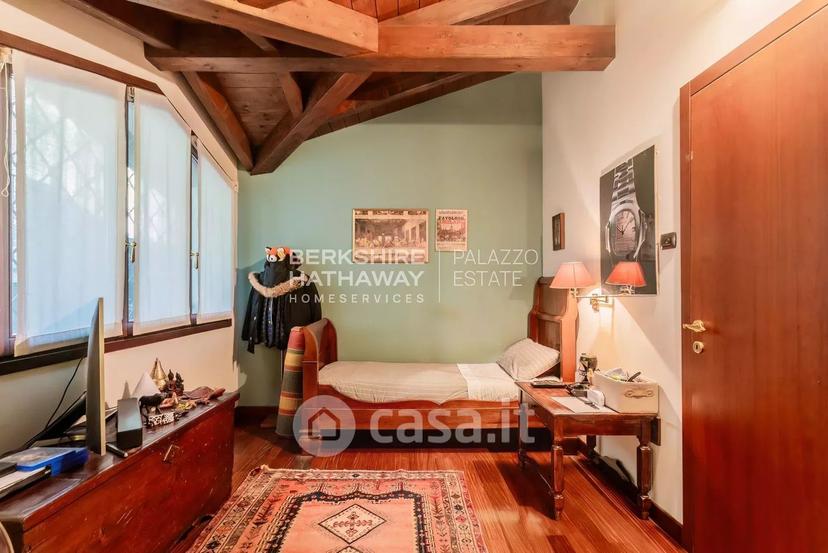 Villa in Via Per Brunate — foto 32 di 44