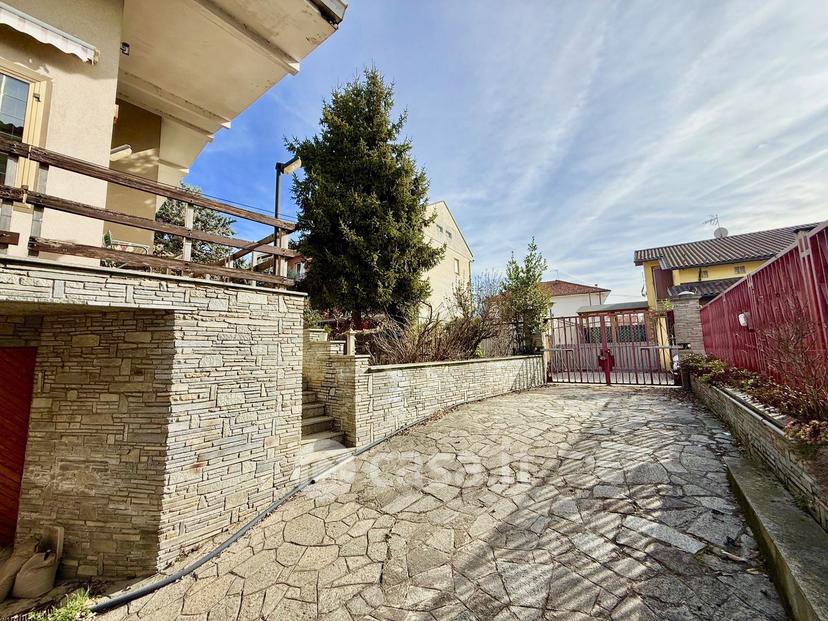 Villa in Via Giuseppe Parini 5 — foto 80 di 86