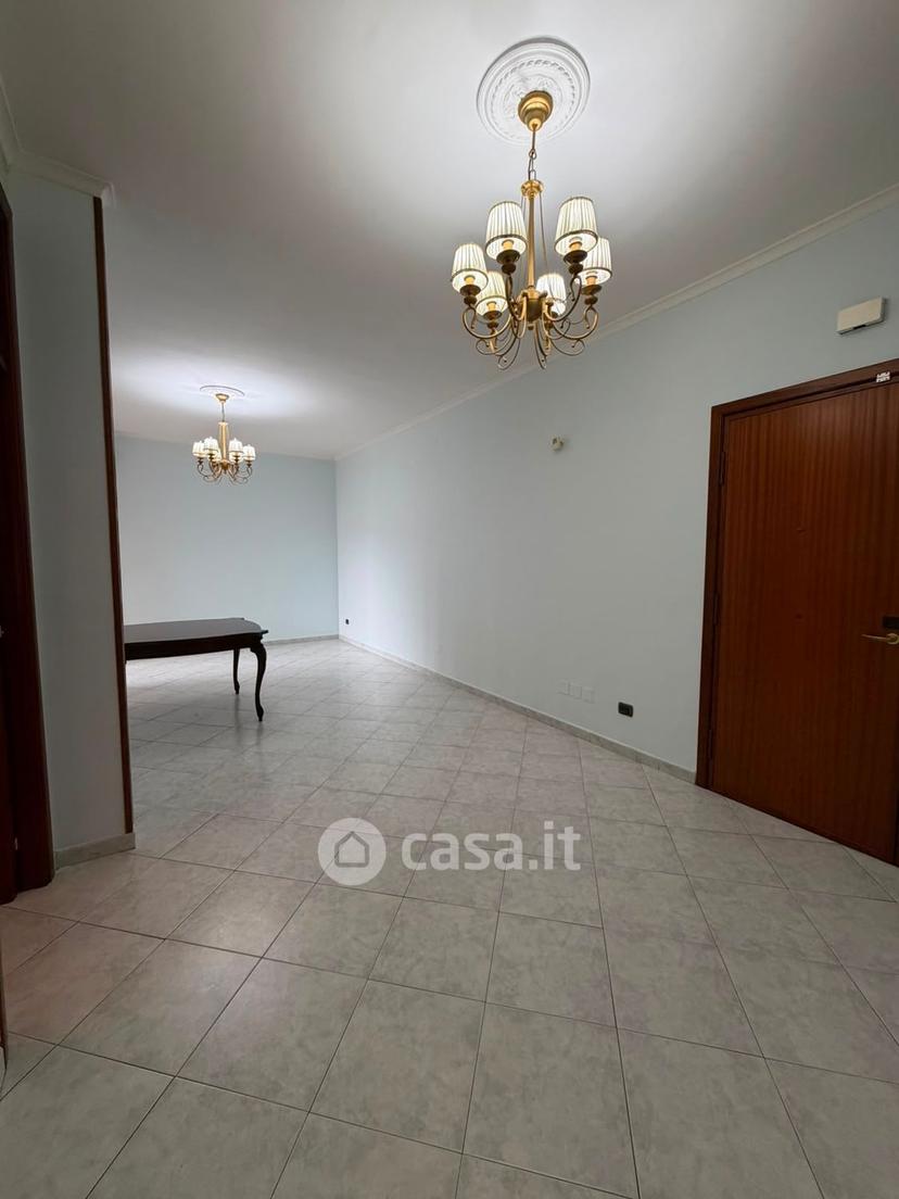 Trilocale in Via Mauro Leone — foto 18 di 24