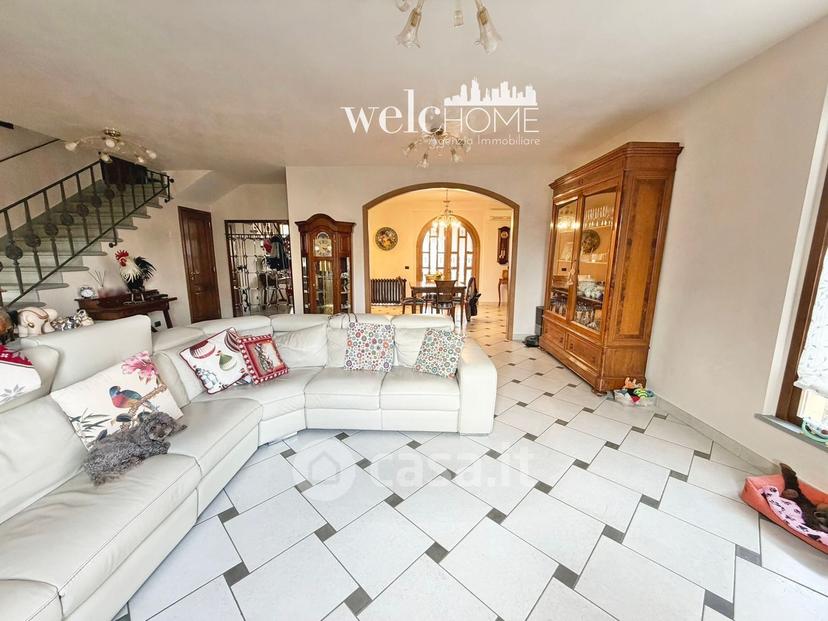 Villa in Via Filippo Brunelleschi — foto 7 di 40