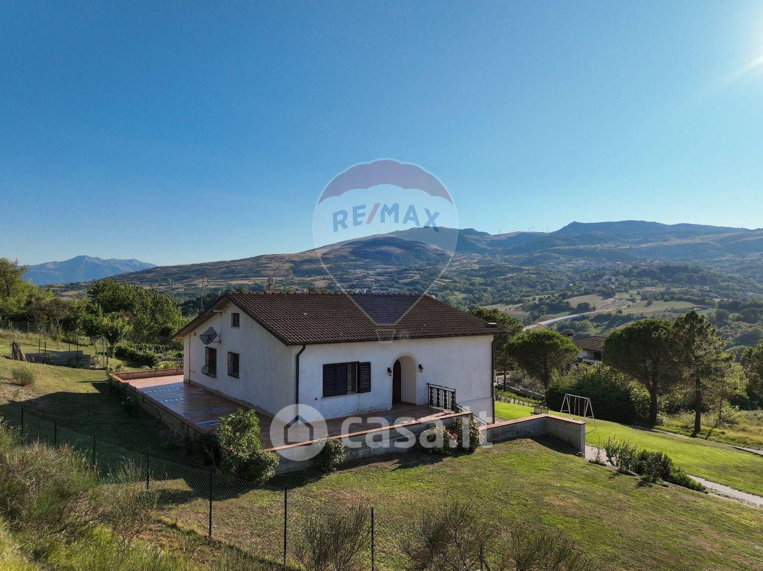Villa in Via Torre 31