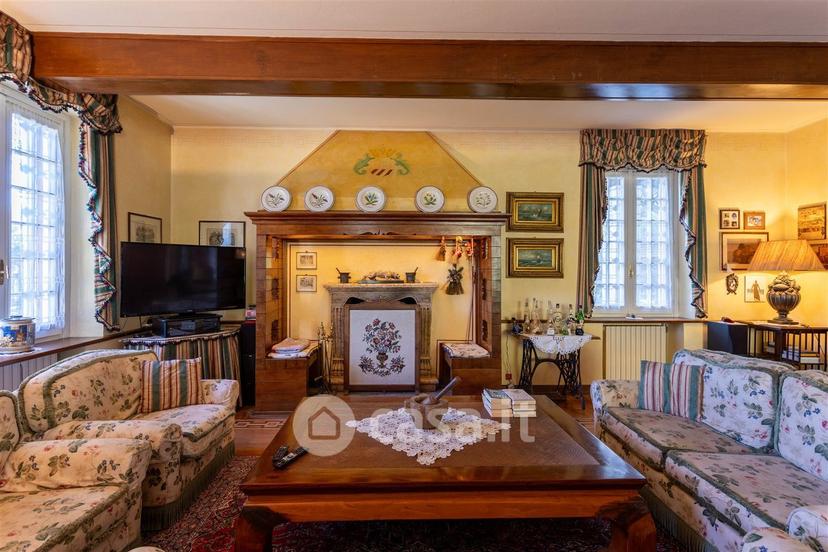 Villa in Viale Mottino 13 — foto 8 di 36