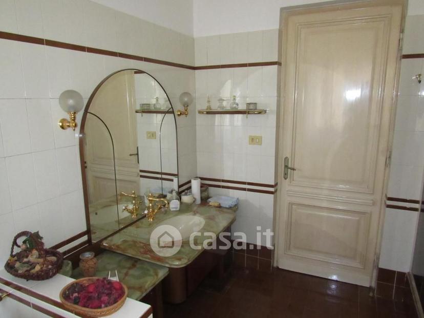 Appartamento in Via V. Alfieri 6 — foto 8 di 46