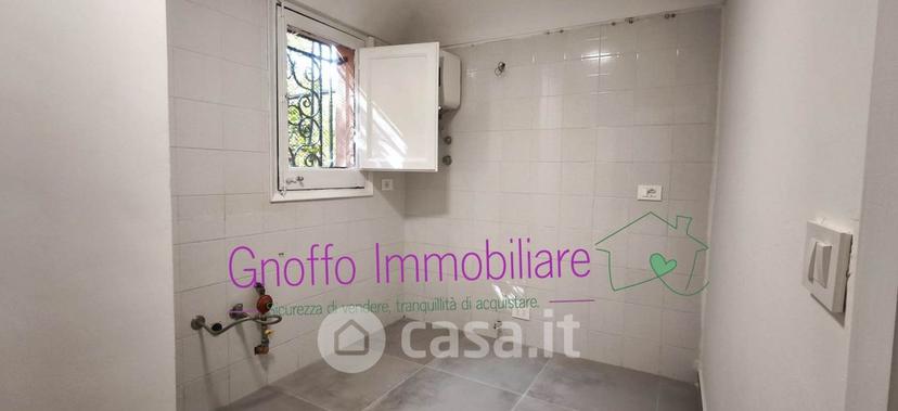 Bilocale in Via Tenente Lungaro — foto 9 di 12
