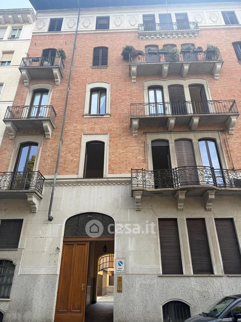 Trilocale in Corso Re Umberto 21 Bis — foto 32 di 34