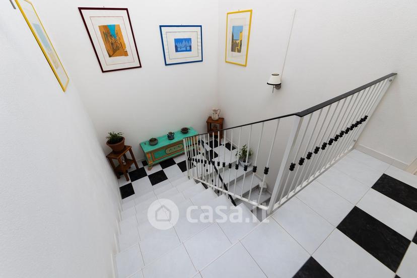 Villa in Via Giacomo Puccini — foto 2 di 38
