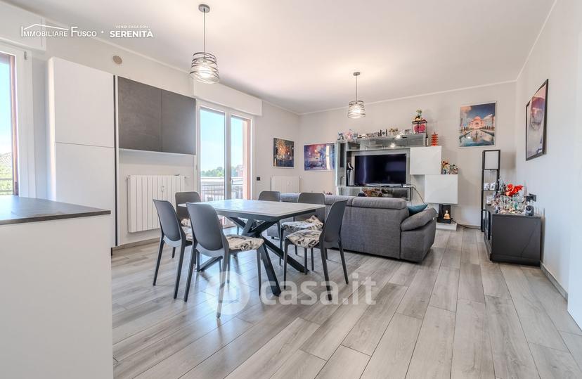 Trilocale in Via Giovanni Pascoli 8 — foto 12 di 28