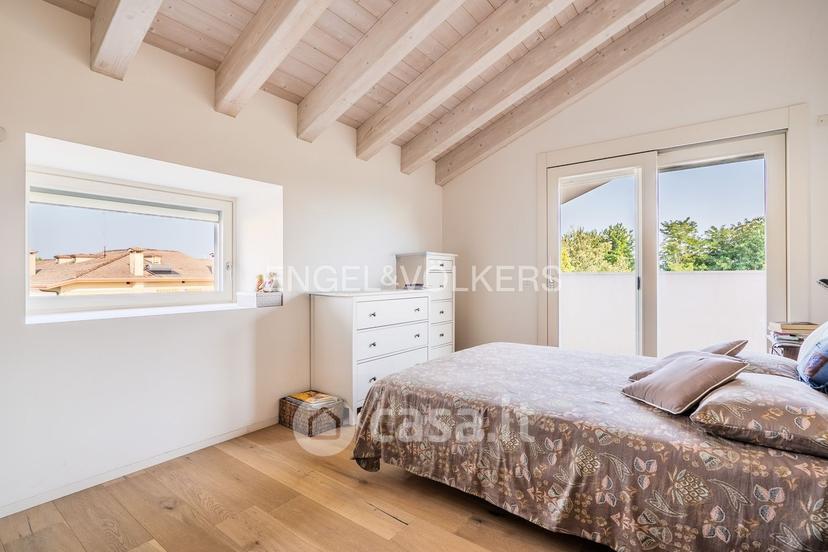 Villa in Via Alessandro Volta 22 — foto 29 di 44