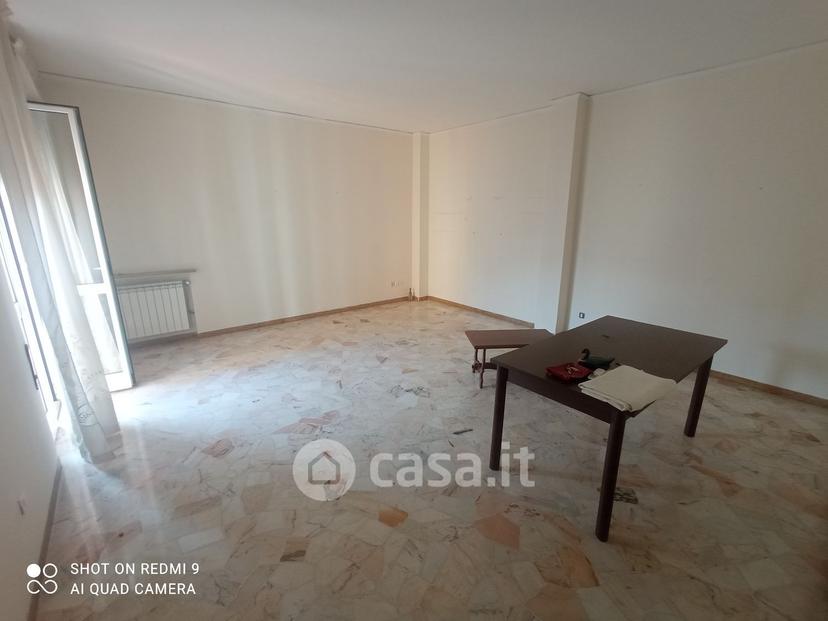 Stanza in Via Renata di Francia 40 — foto 33 di 34