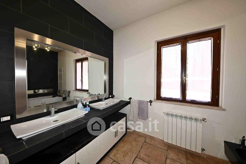 Villa in Località Montegiovi — foto 25 di 32