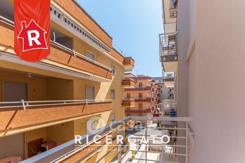 Quadrilocale in Via Francesco Petrarca 11 — foto 12 di 52