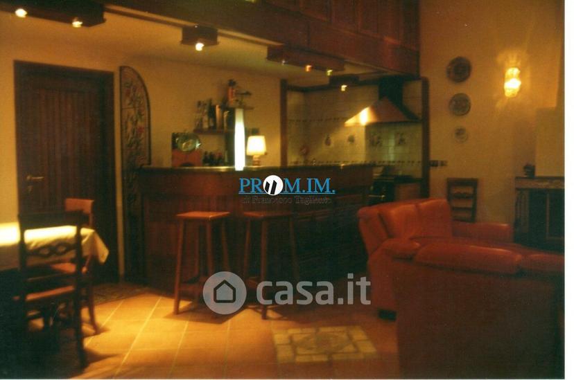 Villa in Via Maresciallo Diaz — foto 2 di 13
