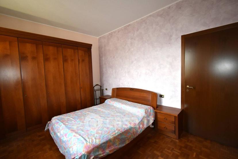 Trilocale in Via Silvio Pellico 4 — foto 2 di 29