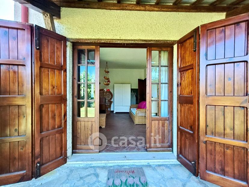 Villa in Strada Aquilano — foto 30 di 52