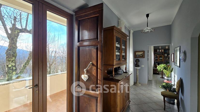 Villa in Via Contessa Casalini 30 — foto 13 di 39