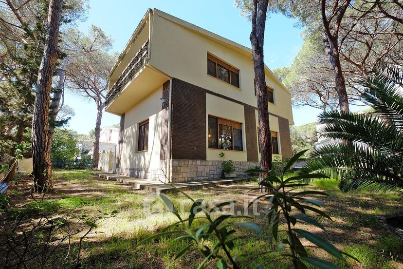 Villa in Viale delle Pleiadi 11 — foto 12 di 12