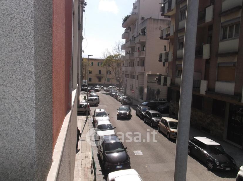 Stanza in Via Cremona 4 — foto 6 di 10