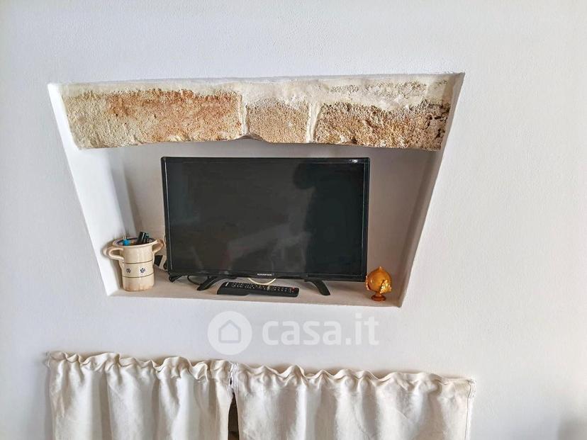 Trilocale in Via Lucio Grande 25 — foto 8 di 11
