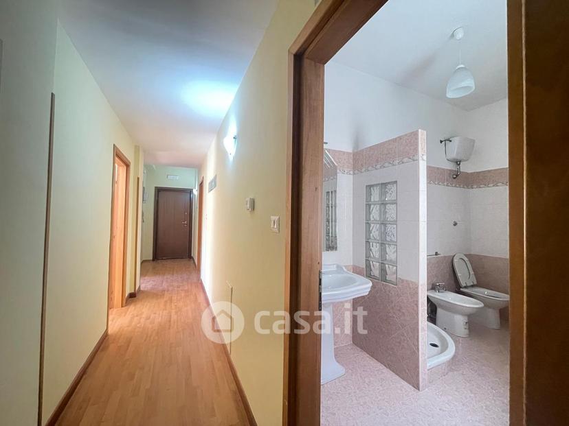 Stanza in Via Gaetano Rummo — foto 15 di 20