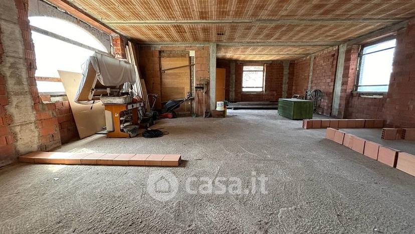 Villa in Via Lazzaretto 34 — foto 17 di 48
