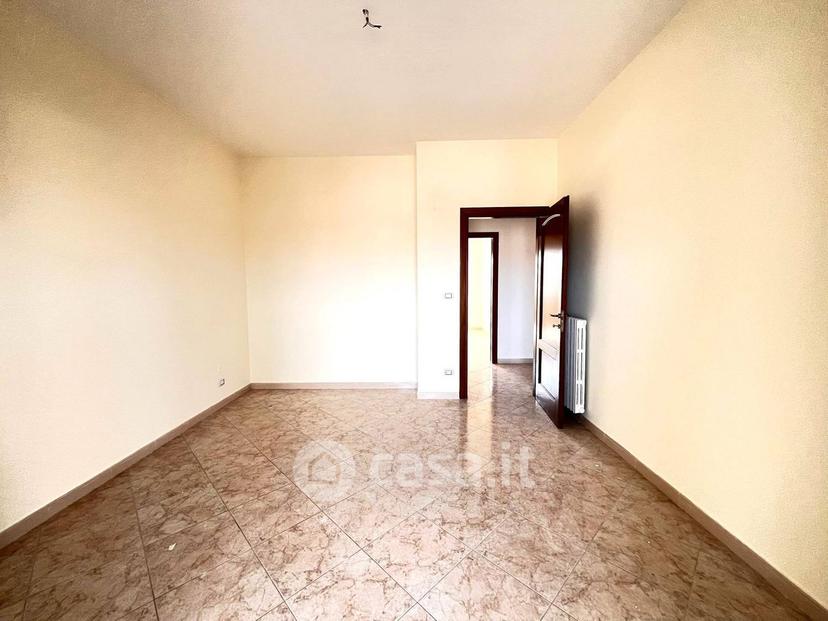 Appartamento in Via Eugenio Montale — foto 30 di 59