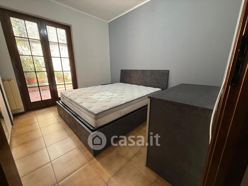Bilocale in Via dei Pini — foto 25 di 35