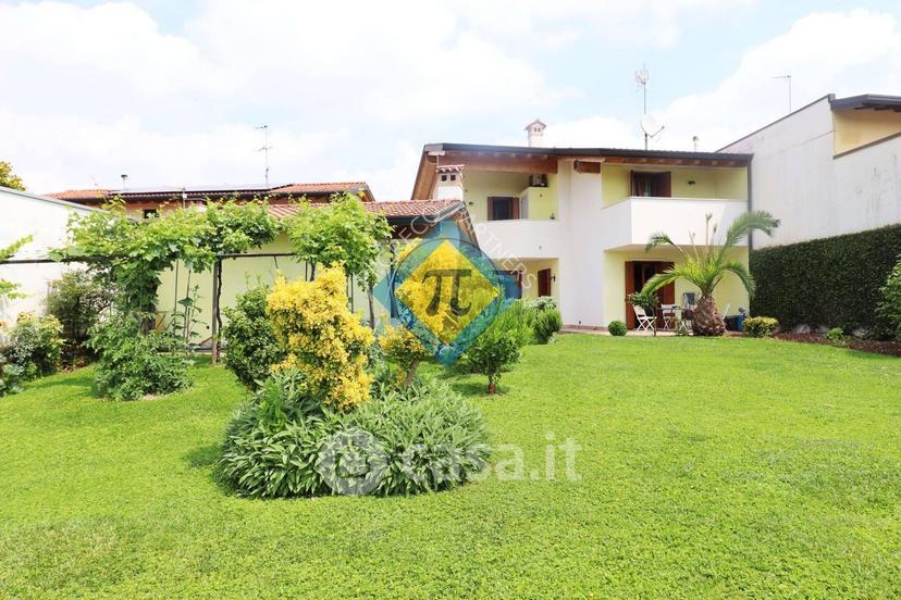 Villa in Via Cappuccini — foto 5 di 13