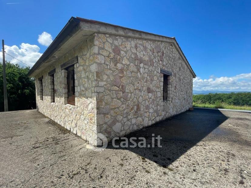 Villa in Vocabolo Aussa — foto 6 di 37