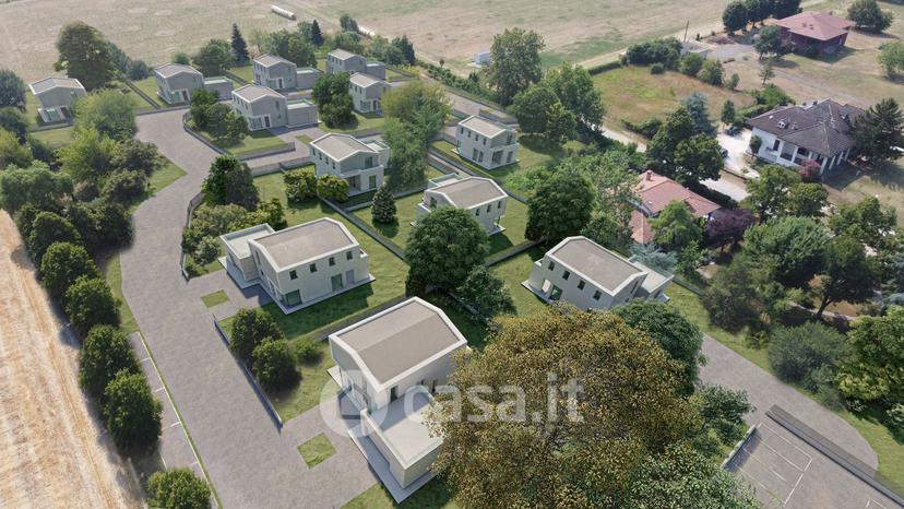 Villa in Strada Langhirano 250