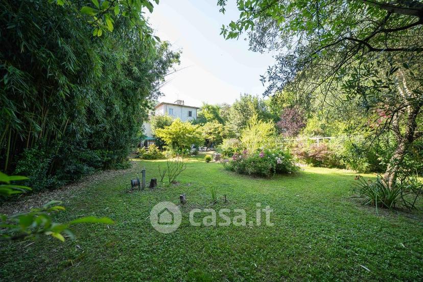 Villa in Via del Merlo — foto 10 di 99