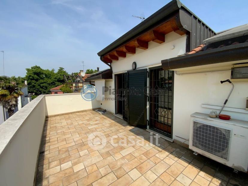 Villa in Via Antonio Simeone Sografi 11 — foto 6 di 33