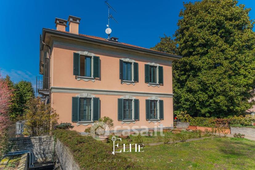 Villa in Via alla Punta 15 — foto 19 di 32
