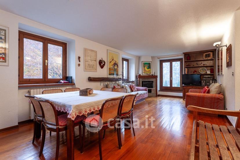 Quadrilocale in Strada del Villair 44 — foto 42 di 57