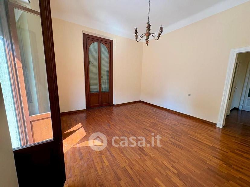 Villa in Via Vittorio Alfieri 2 — foto 69 di 78