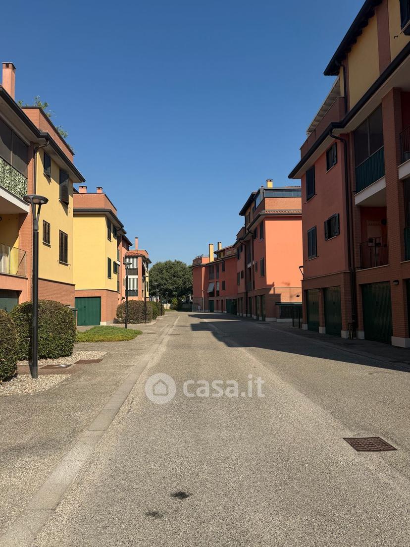 Trilocale in Via Emilio Gino Segre' 4 — foto 15 di 49