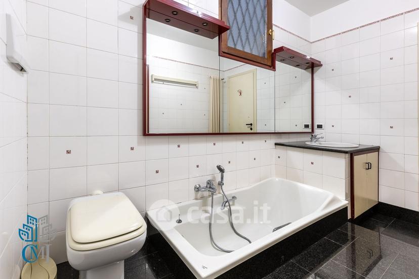 Quadrilocale in Via San Quintino 17 — foto 4 di 39
