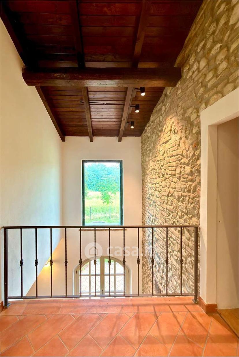 Villa in Via Giosuè Carducci 33 — foto 21 di 29