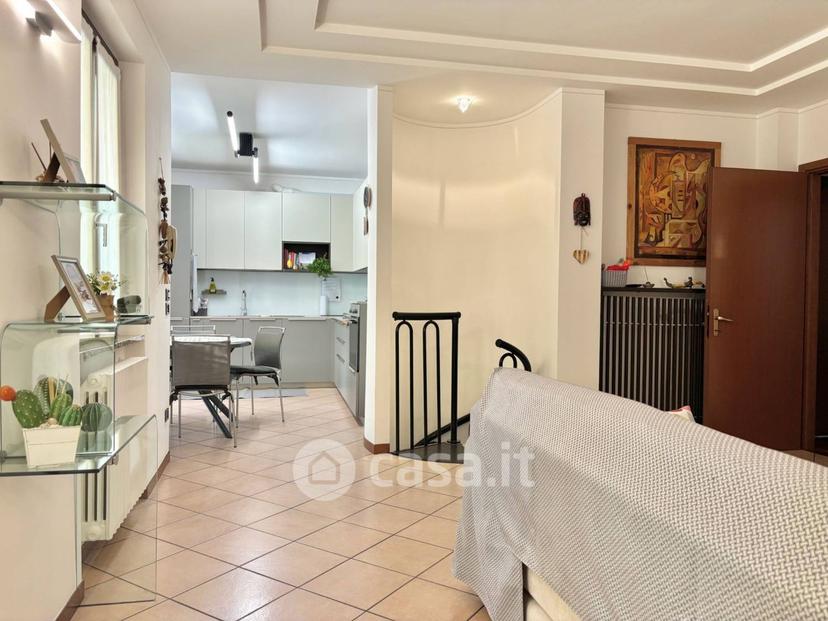 Trilocale in Via Papa Giovanni XXIII 14 — foto 45 di 47