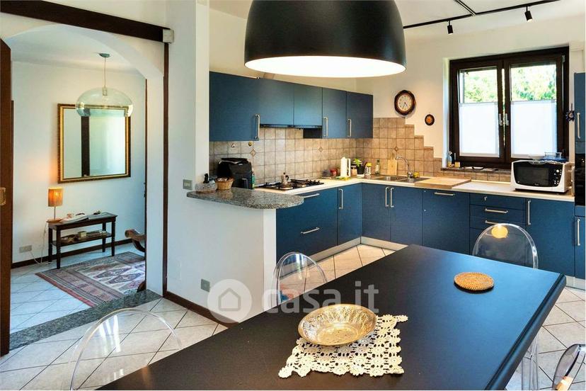 Villa in Via Monte Rosa 33 — foto 44 di 45