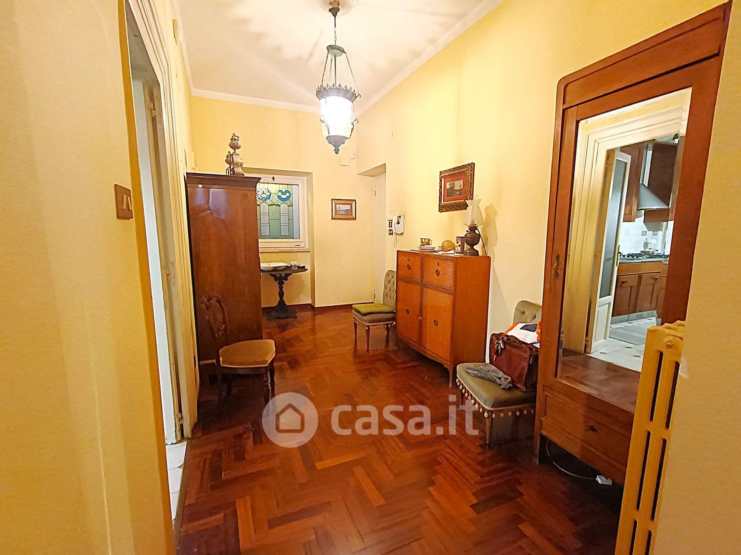 Trilocale in Via Quintino Sella 29