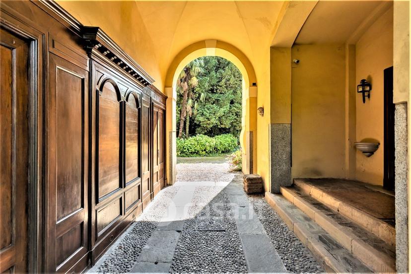 Villa in Viale Kennedy — foto 20 di 30
